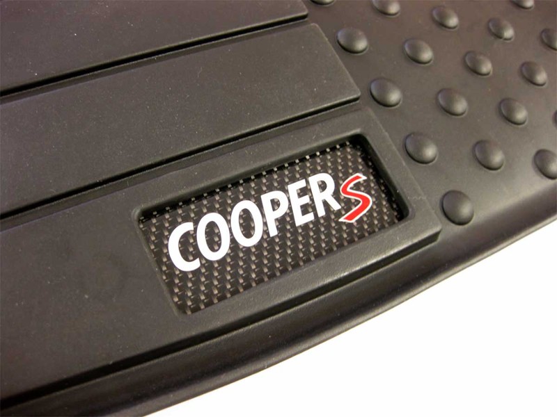Floor Mat Set Front Rubber &quot;Wings&quot; Logo Black OEM | Gen2 MINI Cooper &amp; S R55 R56 R57 R58 R59 (2007-2015)